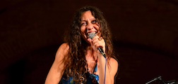 Silvia Donati
                                                        (ph. Mirko
                                                        Silvestrini)